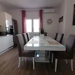 Mir Villa Pridraga