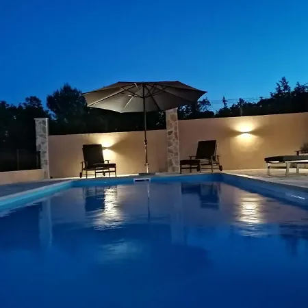 Villa Mir